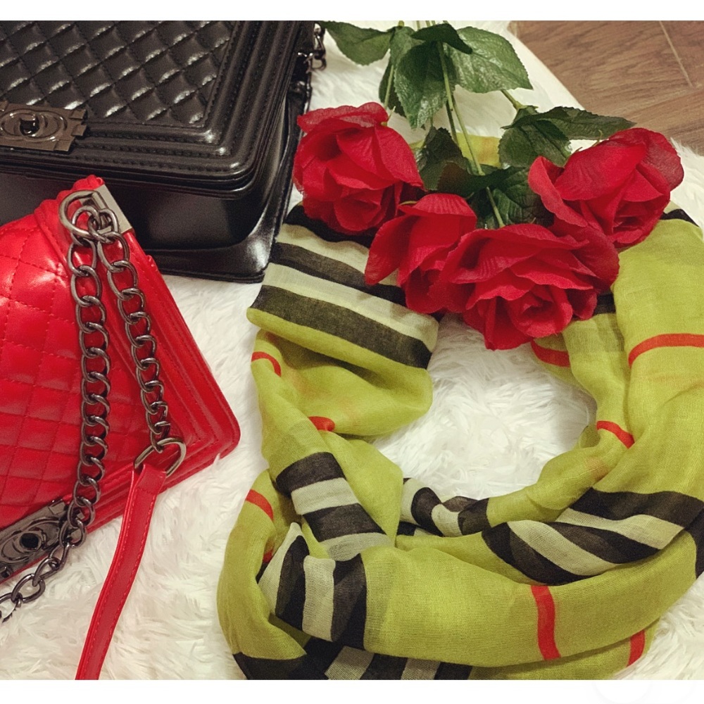 Brand new Green plaid pattern scarfs